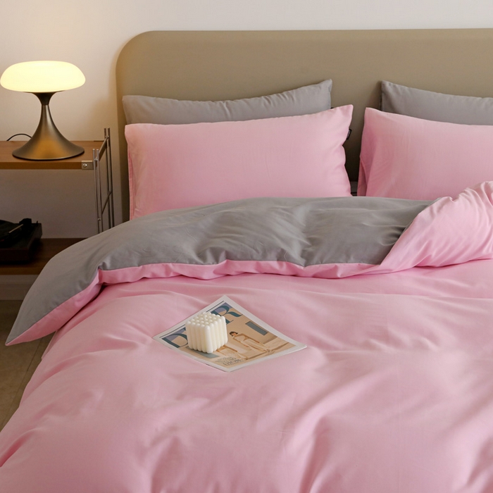 91家纺网 家纺一手货源 找家纺 2025年纯色双拼60支纯棉被套 白桃粉+浅灰