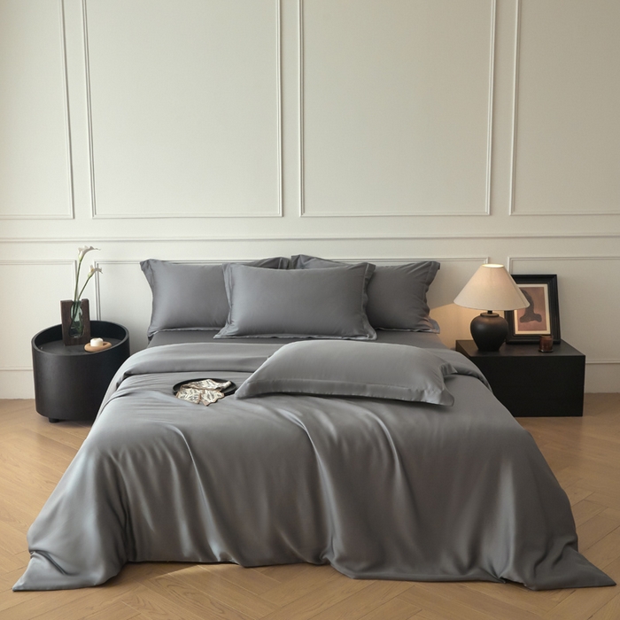 91家纺网 家纺一手货源 找家纺 涵宸2025新款天丝-天丝棉-纯色四件套-场景1 星夜灰
