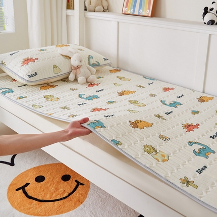 91家纺网 家纺一手货源 找家纺 （总）东宇床垫 2025新款A类凉感丝乳胶学生凉席