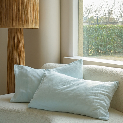91家纺网 家纺一手货源 找家纺 简纯主义 2025新款全棉有机雾感纱双层皱皱纱系列单枕套蓝云