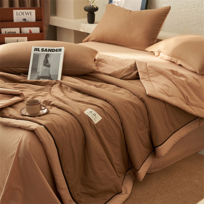 91家纺网 家纺一手货源 找家纺 2025新款新款A类纯棉双层纱大豆夏被四件套全棉空调被 咖啡色