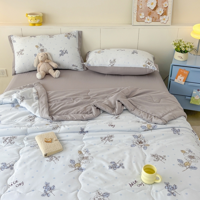 91家纺网 家纺一手货源 找家纺 梦舒羽2025新款小清新系列水洗棉夏被 幸运波点