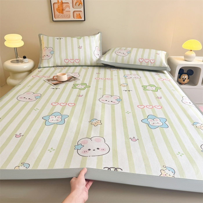 91家纺网 家纺一手货源 找家纺 雯豆2025夏季新品冰藤印花凉席三件套平铺绑带款冰丝凉席三件套 冰藤席-绑带款-阳光兔