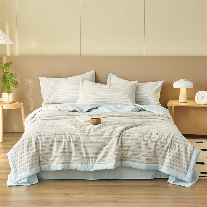 91家纺网 家纺一手货源 找家纺 金鹰 2025新款A类纯棉提花条纹水洗棉大豆全棉夏被空调被四件套 条纹-天蓝