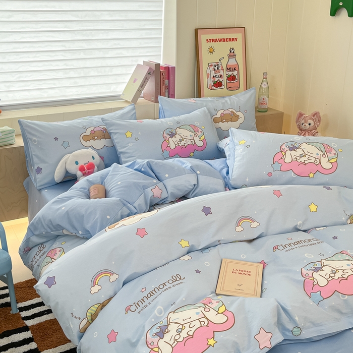 91家纺网 家纺一手货源 找家纺 博雅 2025新款三丽鸥卡通全棉印花小版四件套 彩色星星玉桂狗