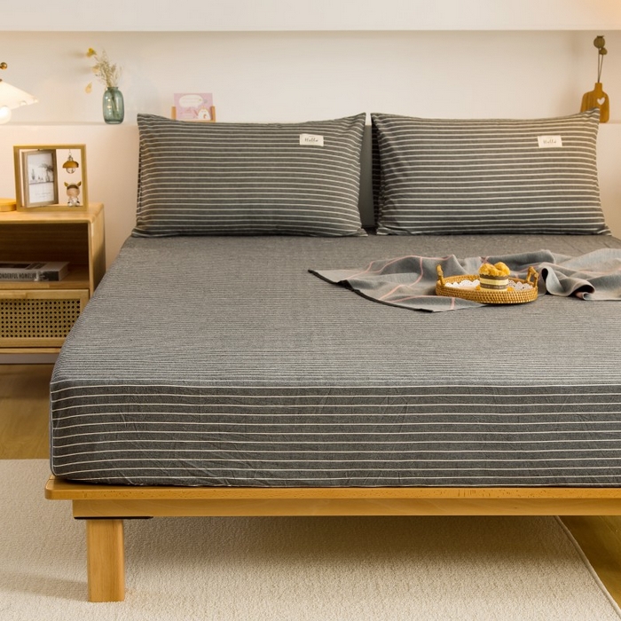 91家纺网 家纺一手货源 找家纺 柠萌家居 2025新款A类全棉色织水洗棉单床笠 中条纹深灰