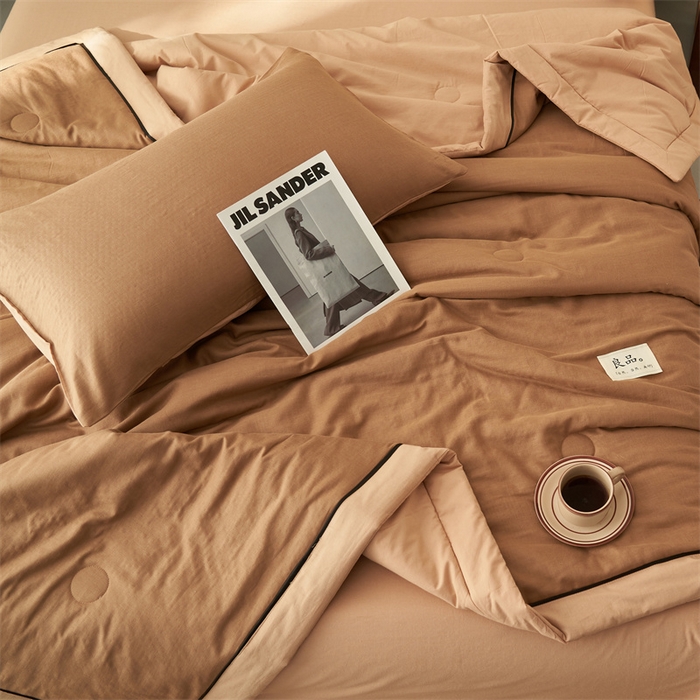 91家纺网 家纺一手货源 找家纺 2025新款新款A类纯棉双层纱大豆夏被四件套全棉空调被 咖啡色