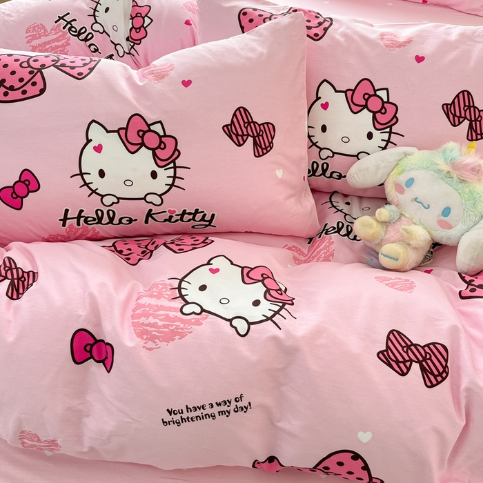 91家纺网 家纺一手货源 找家纺 博雅 2025新款三丽鸥卡通全棉印花小版四件套 爱心蝴蝶KT