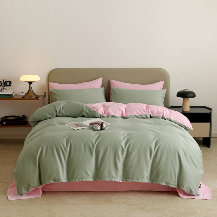 91家纺网 家纺一手货源 找家纺 2025年纯色双拼60支纯棉被套 抹茶绿+白桃粉