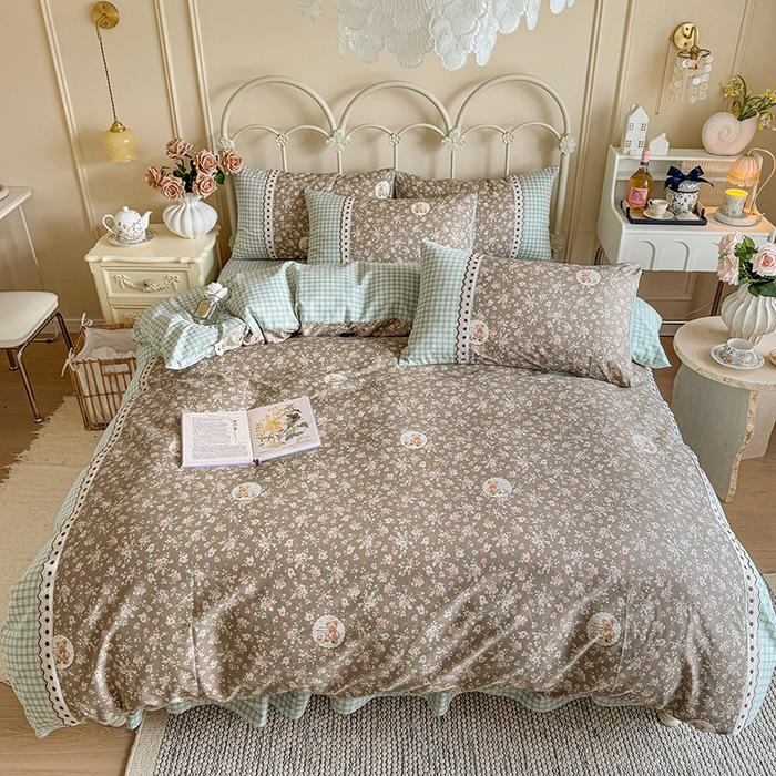 91家纺网 家纺一手货源 找家纺 安莱生活 2025 全棉小碎花刺绣花边款四件套 绿意