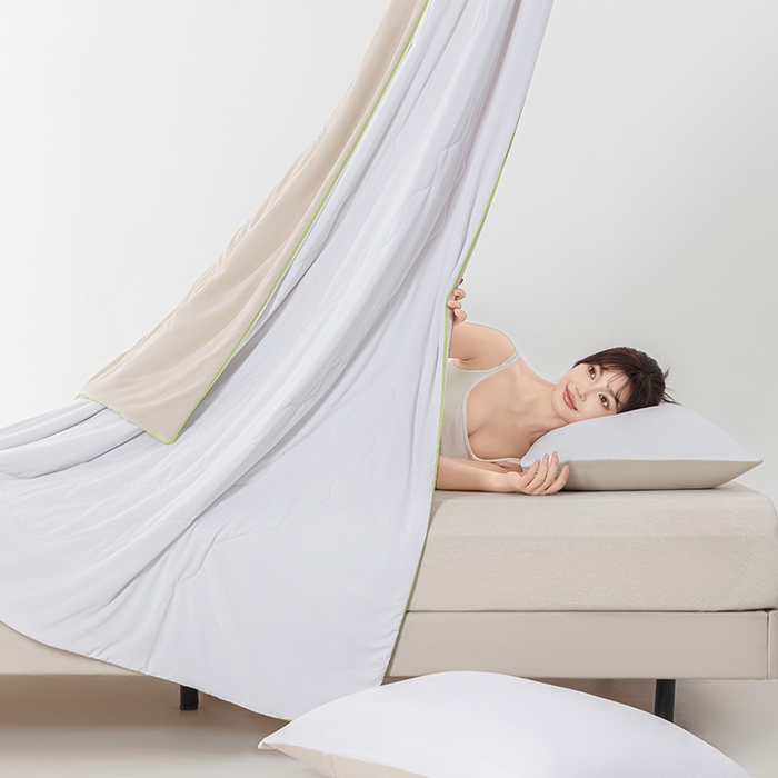 91家纺网 家纺一手货源 找家纺 吾诺 2025 锦氨凉感夏被双感被大豆夏被子被芯凉感丝夏被瓜瓜被 米白-浅驼