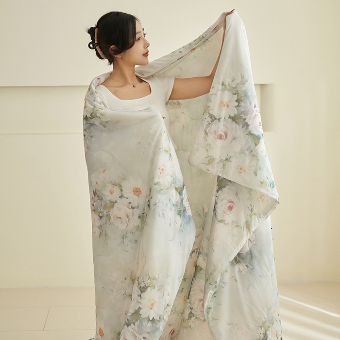 91家纺网 家纺一手货源 找家纺 畅销被业 2025新款凉感丝卡通系列印花夏被 莫奈花园