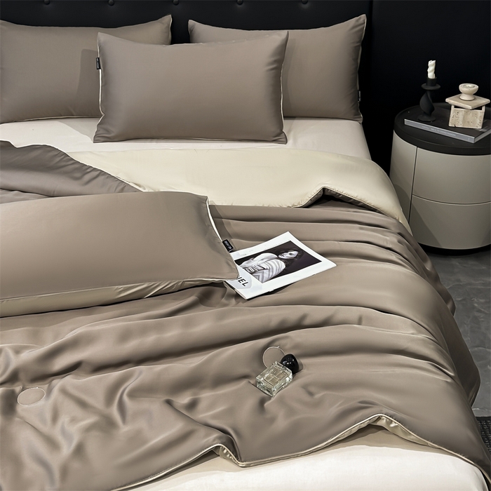 91家纺网 家纺一手货源 找家纺 金鹰 2025新款A类莱赛尔50天丝拼色空调被大豆夏被四件套 咖色