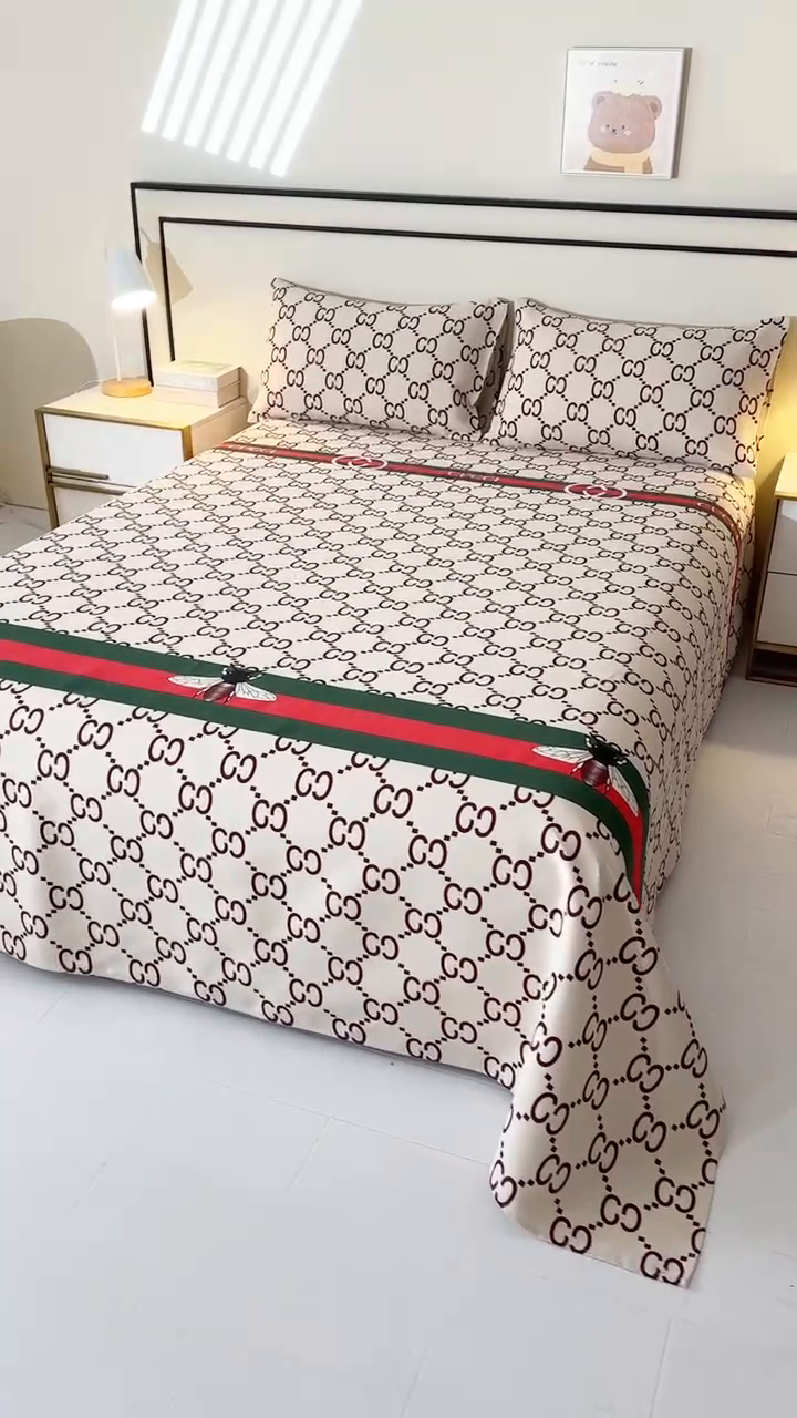 91家纺网 家纺一手货源 找家纺 望淮家纺 2025新款老粗布凉席床单三件套 时尚蜜蜂