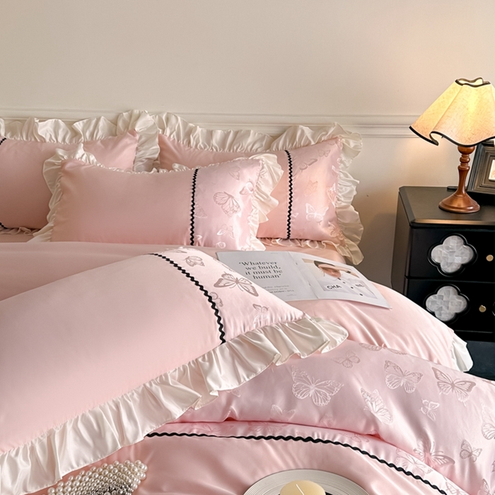 91家纺网 家纺一手货源 找家纺 米彩家纺 2025新款A类水洗真丝亮光浮雕花边四件套 粉玉