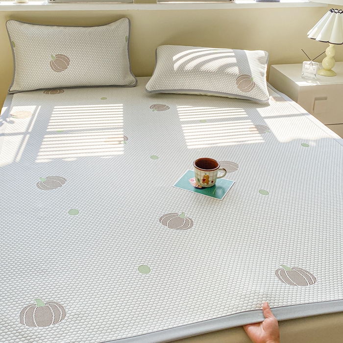 91家纺网 家纺一手货源 找家纺 缦卡琳家纺 2025新款按摩豆豆凉席三件套 小南瓜咖色