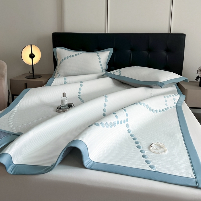 91家纺网 家纺一手货源 找家纺 慕尚家纺 2025新款泡泡大PE提花软席 小圆点 白蓝