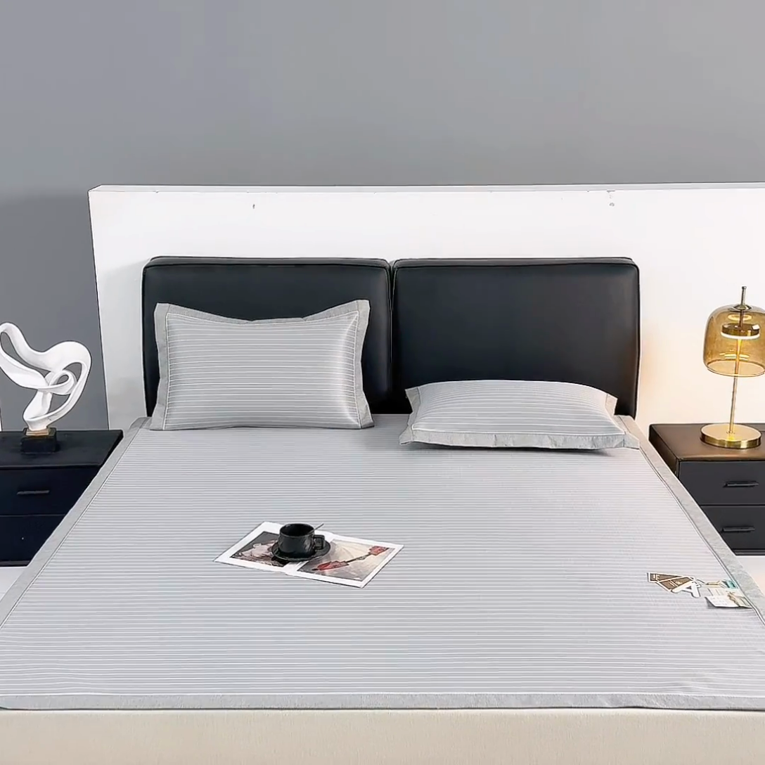 91家纺网 家纺一手货源 找家纺 小牛席业 2025新款新款无印风纯色凉感冰丝席系列-床席款 灰色