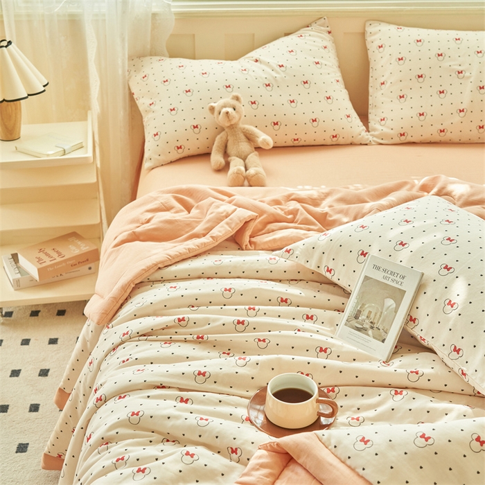 91家纺网 家纺一手货源 找家纺 金鹰 2025新款A类纯棉双层纱大豆夏被四件套全棉夏凉被空调被 爱心熊