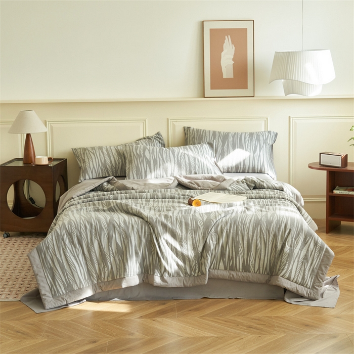91家纺网 家纺一手货源 找家纺 金鹰 2025新款A类纯棉提花水洗棉全棉空调被大豆夏被四件套 条纹-暗灰