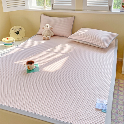 91家纺网 家纺一手货源 找家纺 （总）缦卡琳家纺 2025新款按摩豆豆凉席三件套