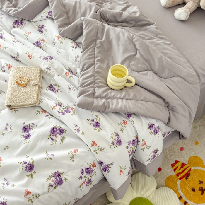 91家纺网 家纺一手货源 找家纺 梦舒羽2025新款小清新系列水洗棉夏被 薰衣草