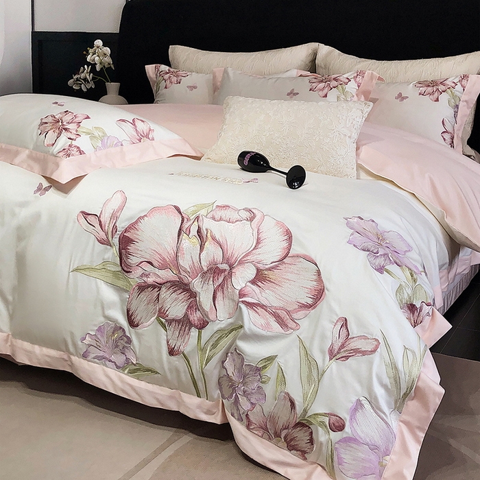 91家纺网 家纺一手货源 找家纺 2025新款全棉50s绣花刺绣款四件套 雯棠-粉