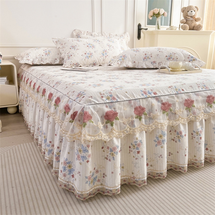 91家纺网 家纺一手货源 找家纺  十个点 2025新款全棉纯棉蕾丝花边床裙 淡雅如梦