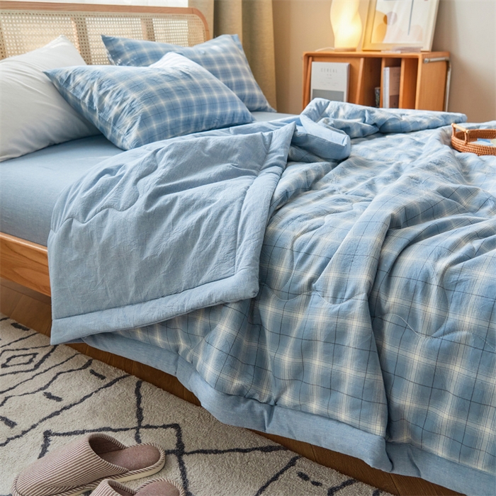 91家纺网 家纺一手货源 找家纺 2025新款A类纯棉水洗棉色织棉花夏被四件套全棉空调被夏凉被 海蓝格