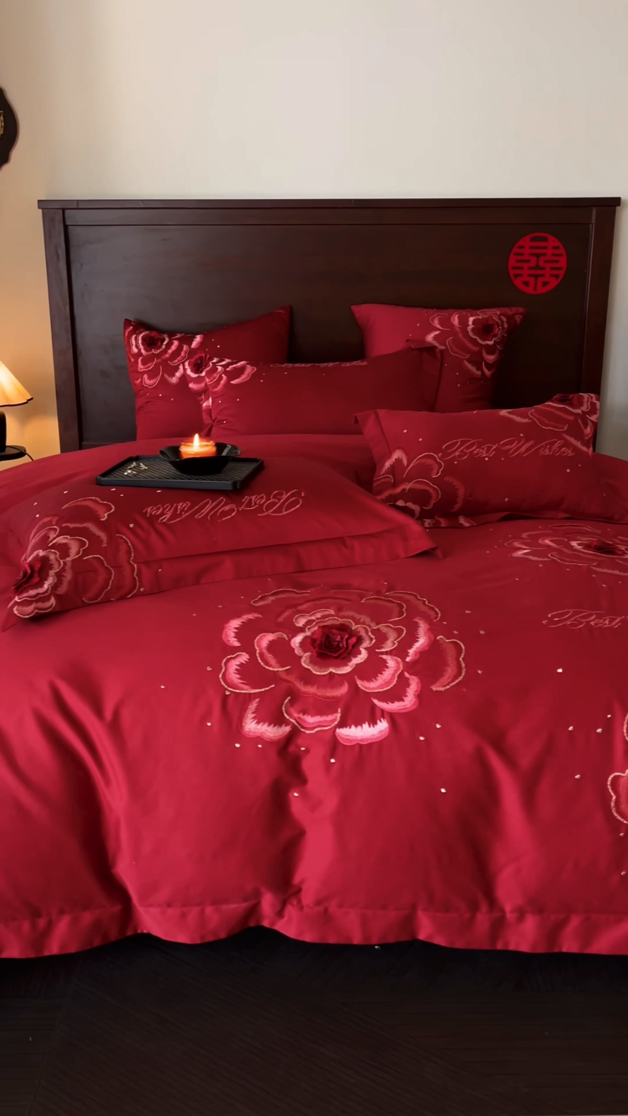 91家纺网 家纺一手货源 找家纺 （总）曼布缇2025新款100s长绒棉婚庆绣花四件套-邂逅