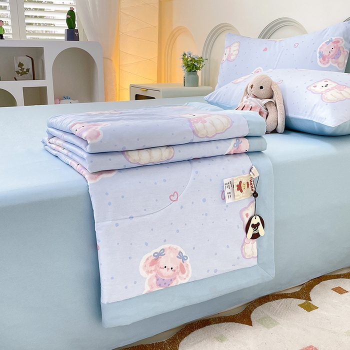 91家纺网 家纺一手货源 找家纺 宜家坊 2025新款全棉夏被碎花卡通小清新简约纯棉夏凉被夏被四件套三件套 博美