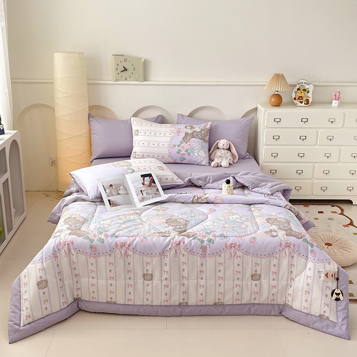 91家纺网 家纺一手货源 找家纺 宜家坊 2025新款全棉夏被碎花卡通小清新简约纯棉夏凉被夏被四件套三件套 童话镇