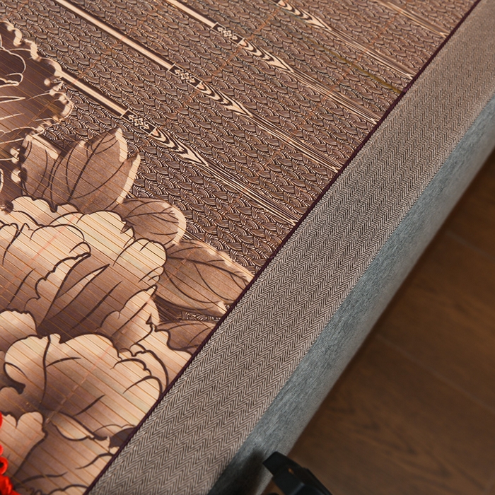 91家纺网 家纺一手货源 找家纺 苏迪凉席竹席2025新款竹席凉席冰丝席碳化双面印花藤草席 富贵花开-浅灰