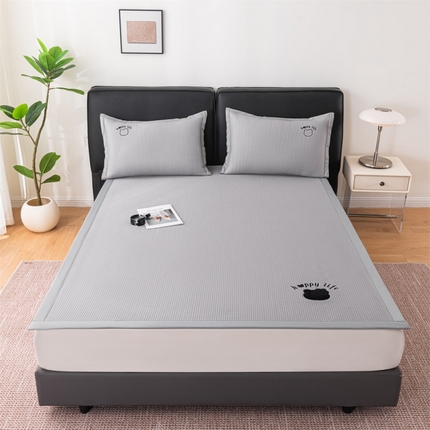 91家纺网 家纺一手货源 找家纺 （总）春晓 2025新款高分子PE凉感软席八宝熊系列