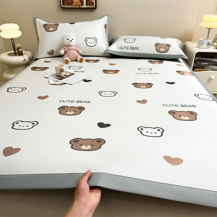 91家纺网 家纺一手货源 找家纺 （总）雯豆2025夏季新品冰藤印花凉席三件套平铺绑带款冰丝凉席三件套