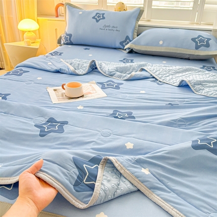 雯豆2025夏季新品冰丝碳光凉席+凉感丝印花夏被四件套卡通小清新绑带席子四件套 冰丝夏被四件套-浩瀚星辰