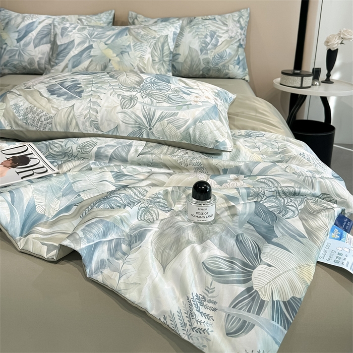 91家纺网 家纺一手货源 找家纺 笙意家纺  2025新款水洗真丝数码印花暗盒款夏被 清墨