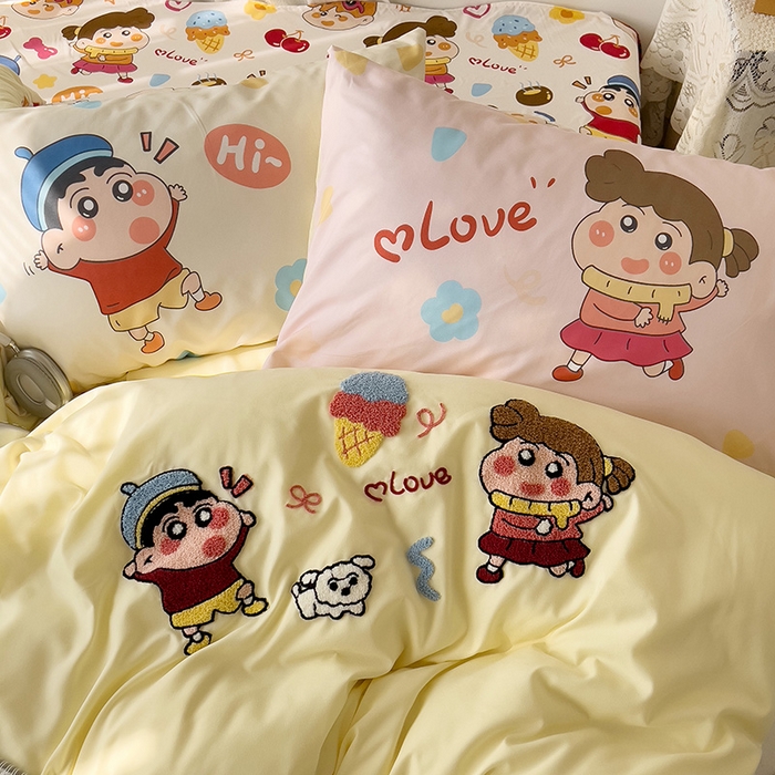 91家纺网 家纺一手货源 找家纺 一霖家纺 2025新款2025新款高克重云朵棉数码印花＋毛巾绣四件套新新与葵葵