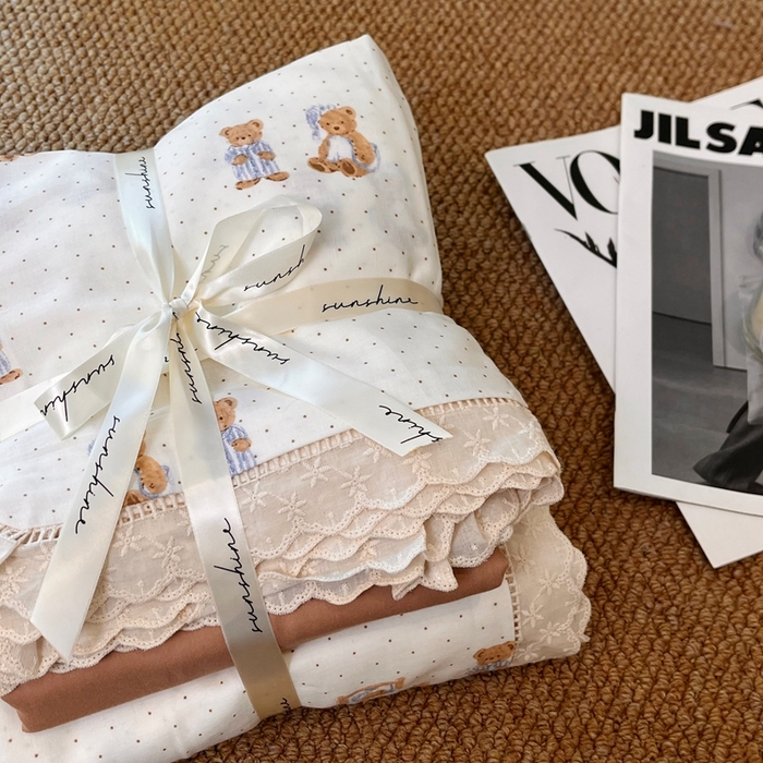 91家纺网 家纺一手货源 找家纺 荣轩家居 2025新款全棉双层纱镂空花边工艺款四件套蜜芽-熊