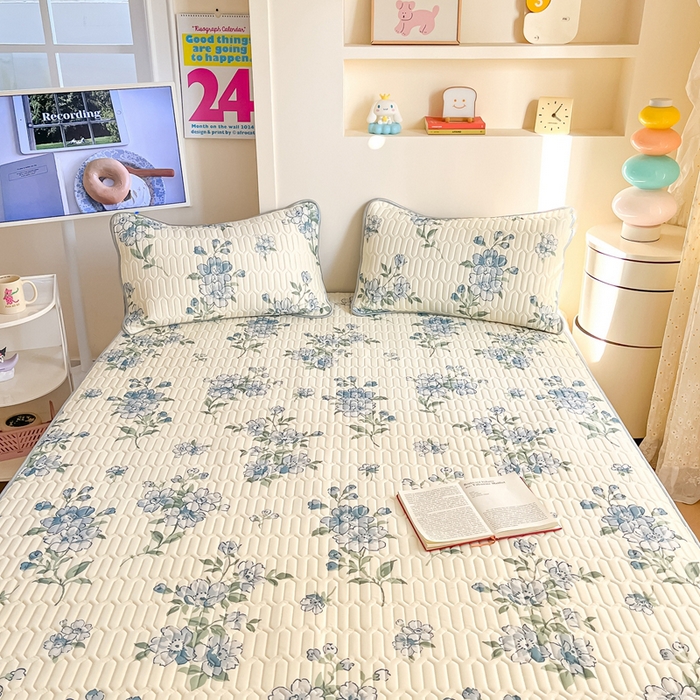 91家纺网 家纺一手货源 找家纺 川悦生活 2025新款小阪凉感丝印花凉席 青花月暮