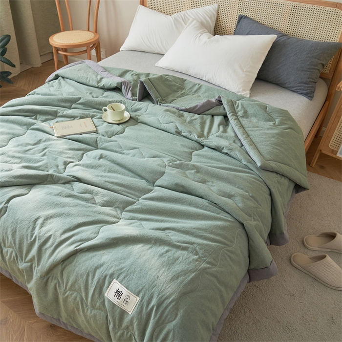 91家纺网 家纺一手货源 找家纺 金鹰 2025新款A类纯棉水洗棉色织棉花夏被全棉空调被夏凉被 军绿
