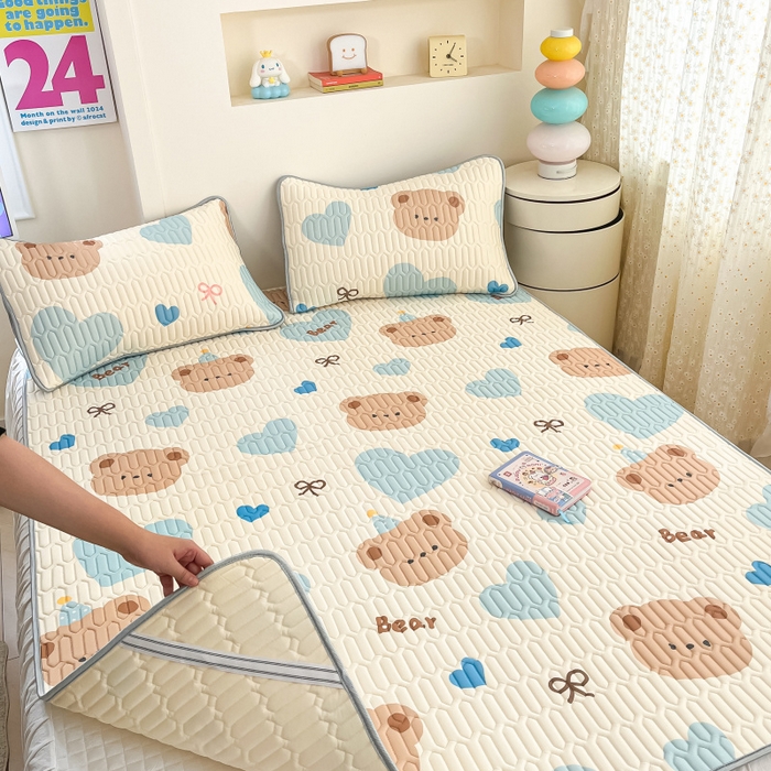 91家纺网 家纺一手货源 找家纺 川悦生活 2025新款小阪凉感丝印花凉席 小熊奶昔