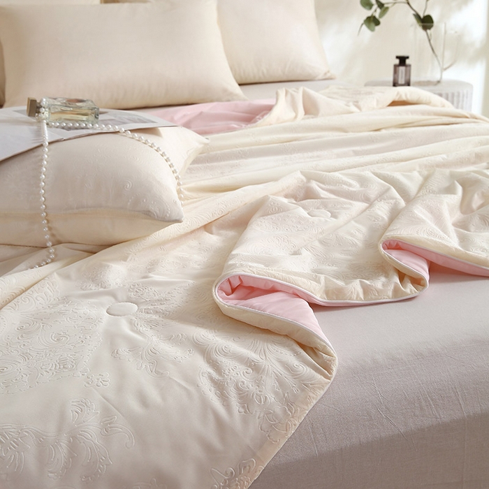 91家纺网 家纺一手货源 找家纺 品乐家纺 2025新款凉感A类可水洗抗菌冰冰被夏被夏凉被空调被被子被芯 冰冰被米纹+粉