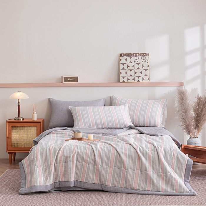 91家纺网 家纺一手货源 找家纺 吾诺 2025 全棉色织泡泡棉双层纱夏被大豆夏被全棉夏被四件套被子被芯 灰粉条