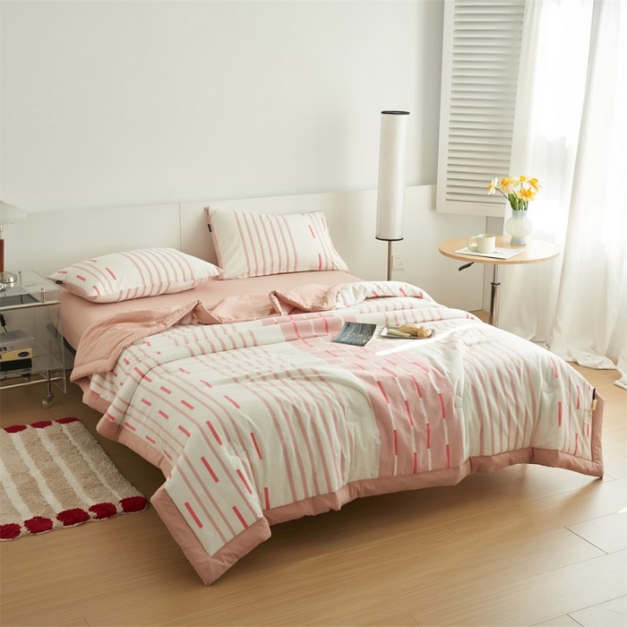 91家纺网 家纺一手货源 找家纺 （总）金鹰 2025新款A类纯棉水洗棉三层条纹提花大豆夏被四件套