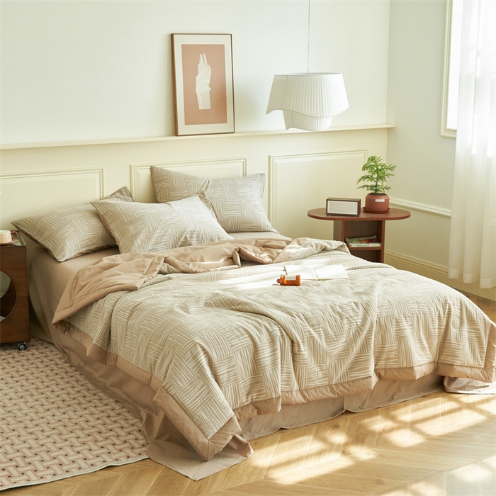 91家纺网 家纺一手货源 找家纺 金鹰 2025新款A类纯棉提花水洗棉全棉空调被大豆夏被四件套 米卡格-卡其