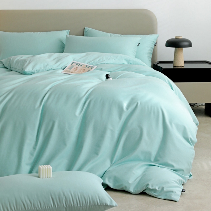 91家纺网 家纺一手货源 找家纺 2025年纯色双拼60支纯棉被套 婴儿蓝