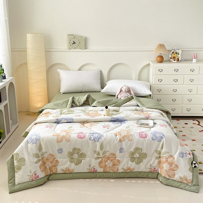 91家纺网 家纺一手货源 找家纺 宜家坊 2025新款全棉夏被碎花卡通小清新简约纯棉夏凉被夏被四件套三件套 云锦花卉