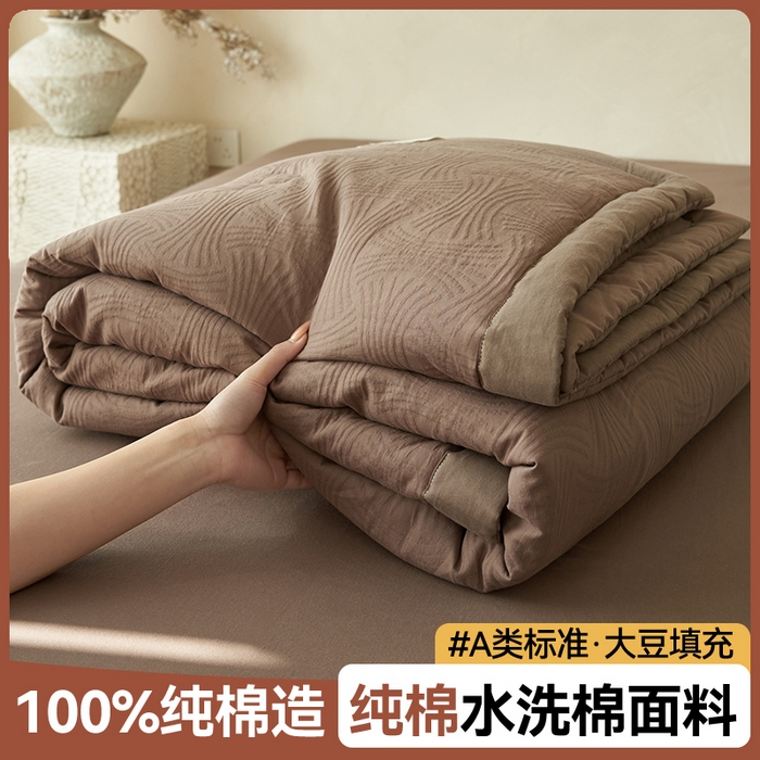 91家纺网 家纺一手货源 找家纺 金鹰 2025新款A类纯棉水洗棉三层流年提花大豆夏被四件套 流年-棕色