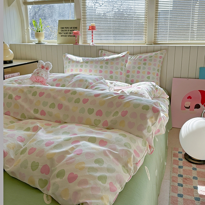 91家纺网 家纺一手货源 找家纺 麦伦家居 2025新品 全棉卡通小清新跑量款系列四件套 心心相印